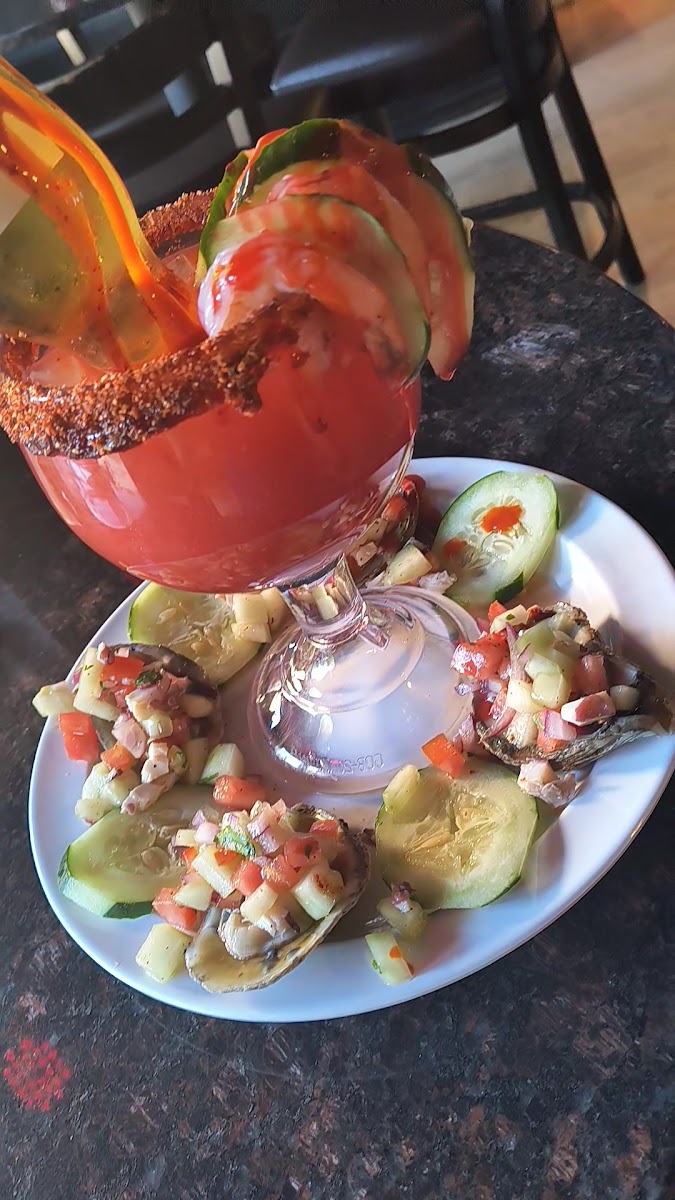 Mariscos El Calamar Mexican Restaurant - Photo 1