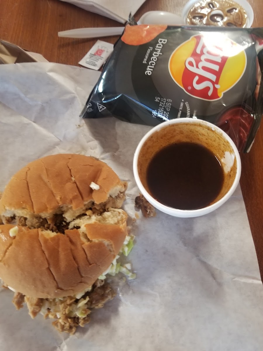 Cypress Corner Bar-B-Q - Photo 4