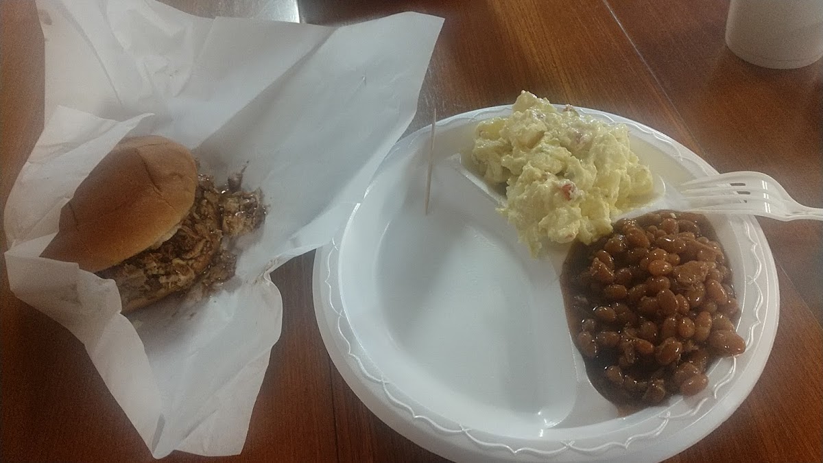 Cypress Corner Bar-B-Q - Photo 6