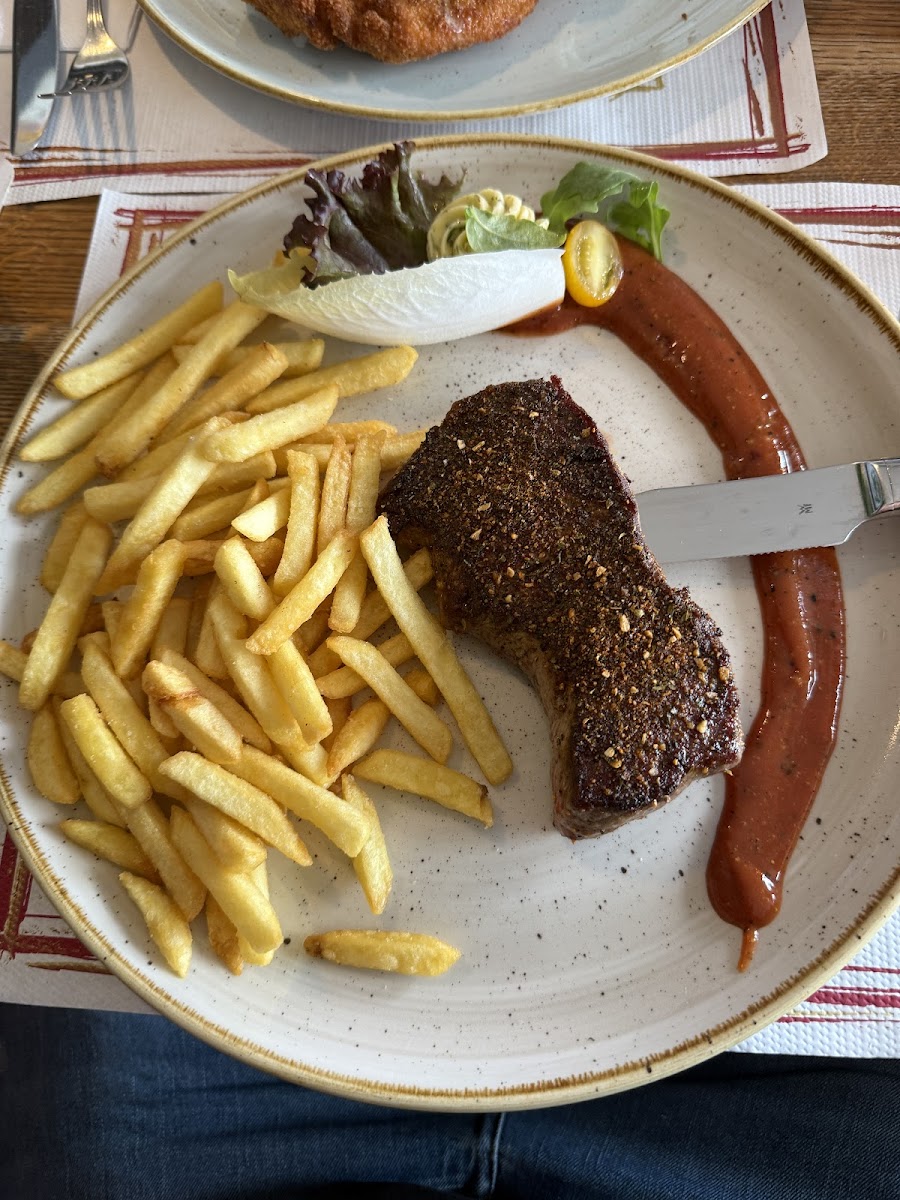 Herr Puck Das Restaurant - Photo 3