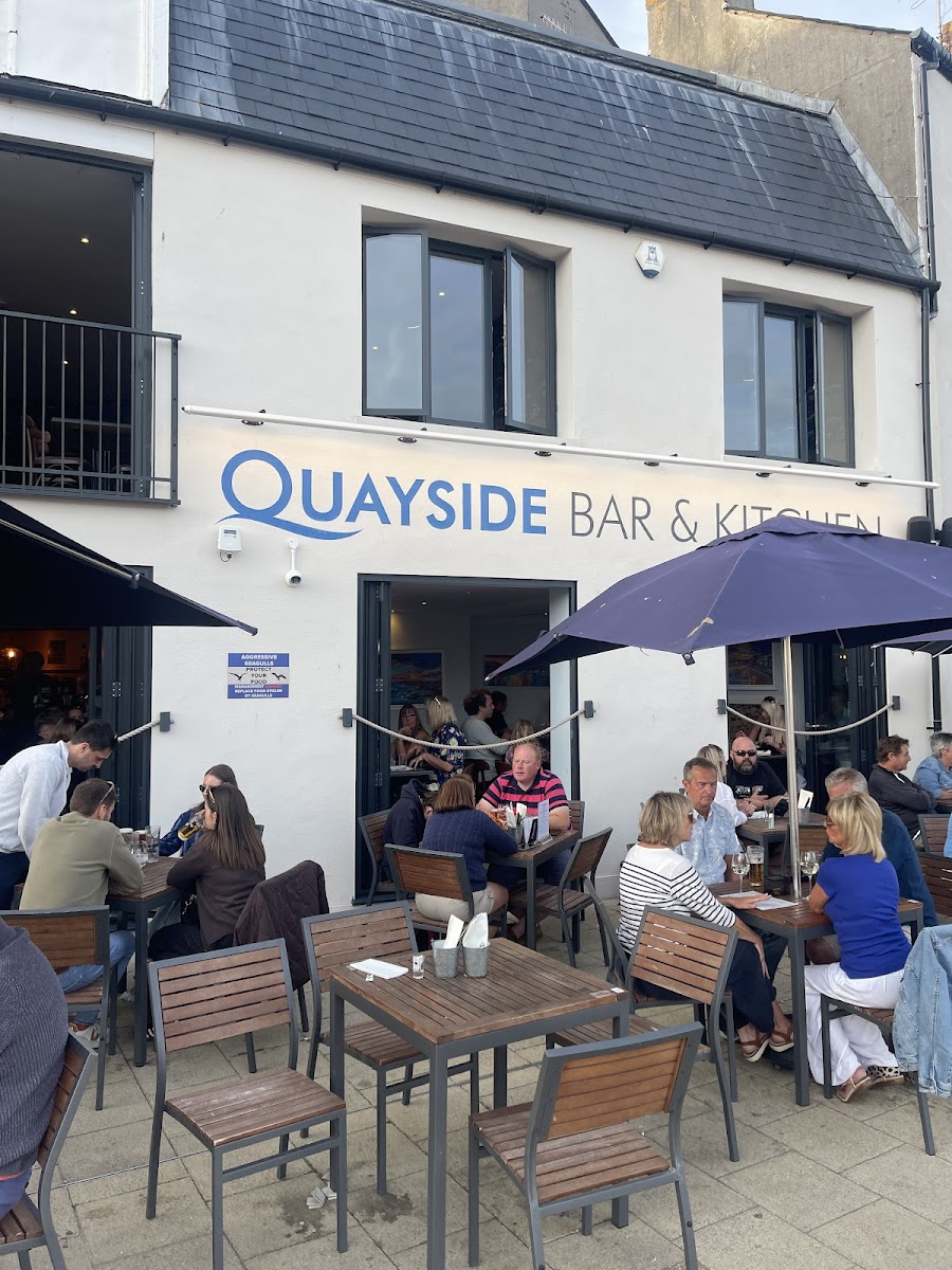 Quayside Bar & Kitchen - Photo 2