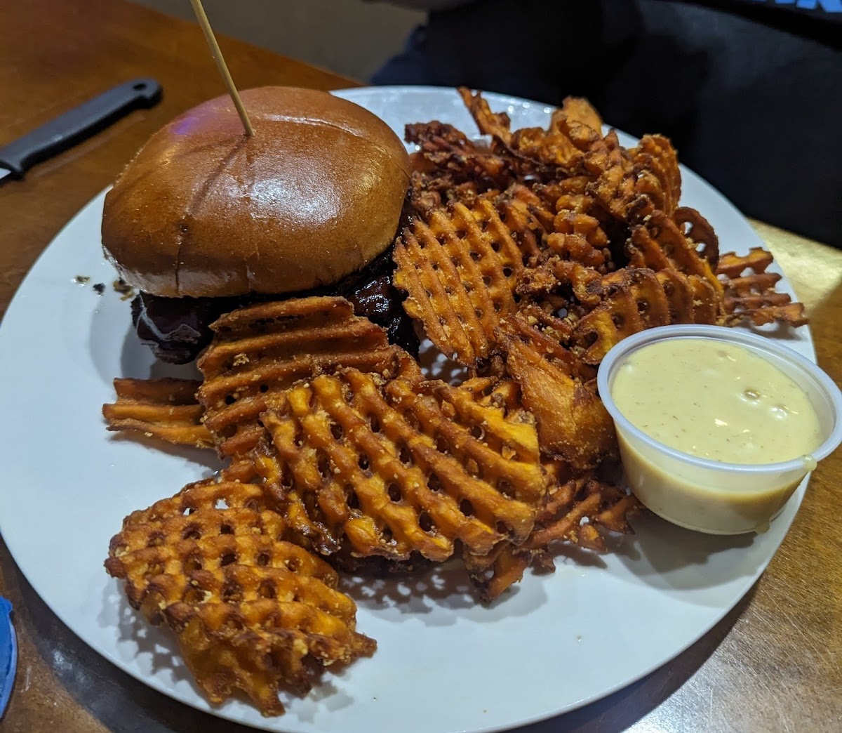 Gordie’s Pub & Grille - Photo 5