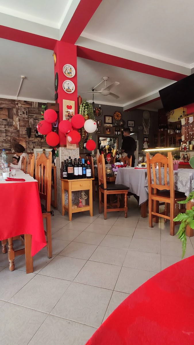 'Monteiro's' Snack-bar/Restaurant - Photo 1