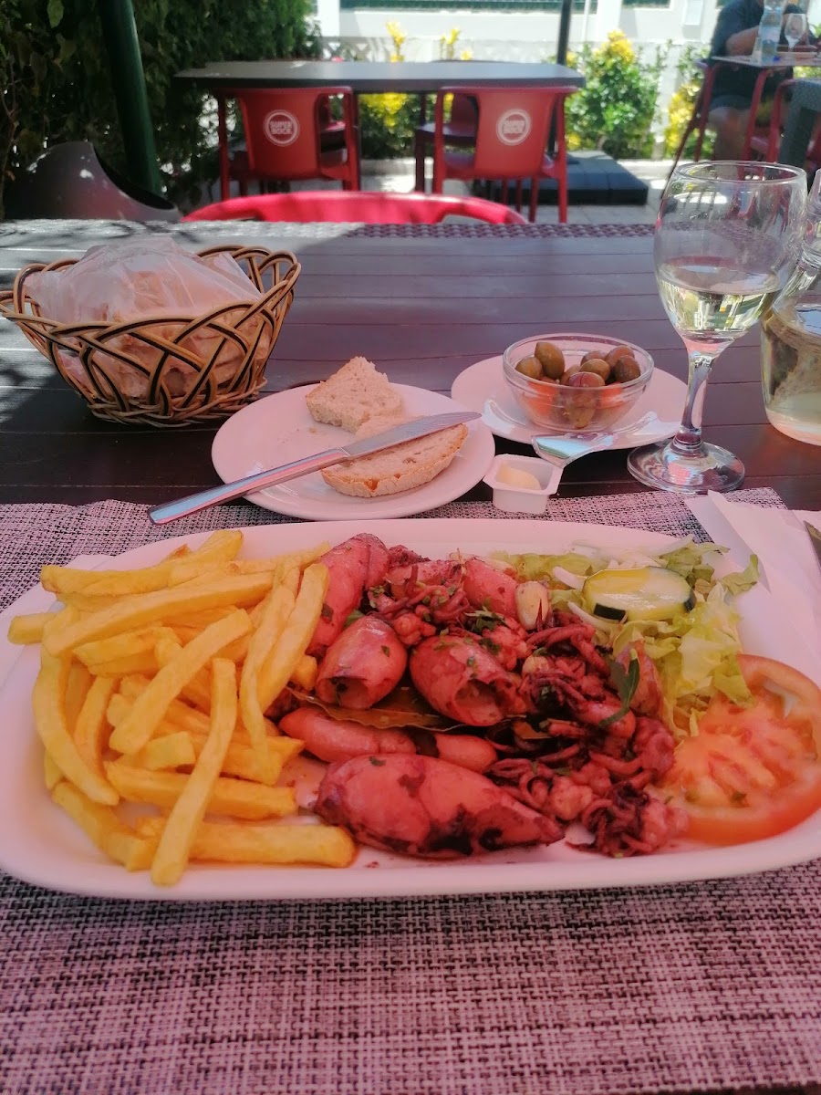 'Monteiro's' Snack-bar/Restaurant - Photo 3