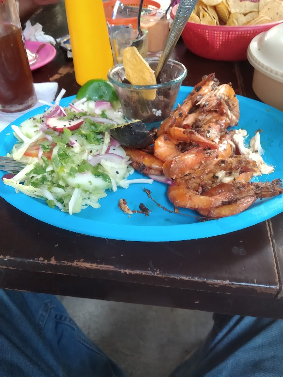 Restaurant De Mariscos 'El Rinconcito De Los Padres' - Photo 9