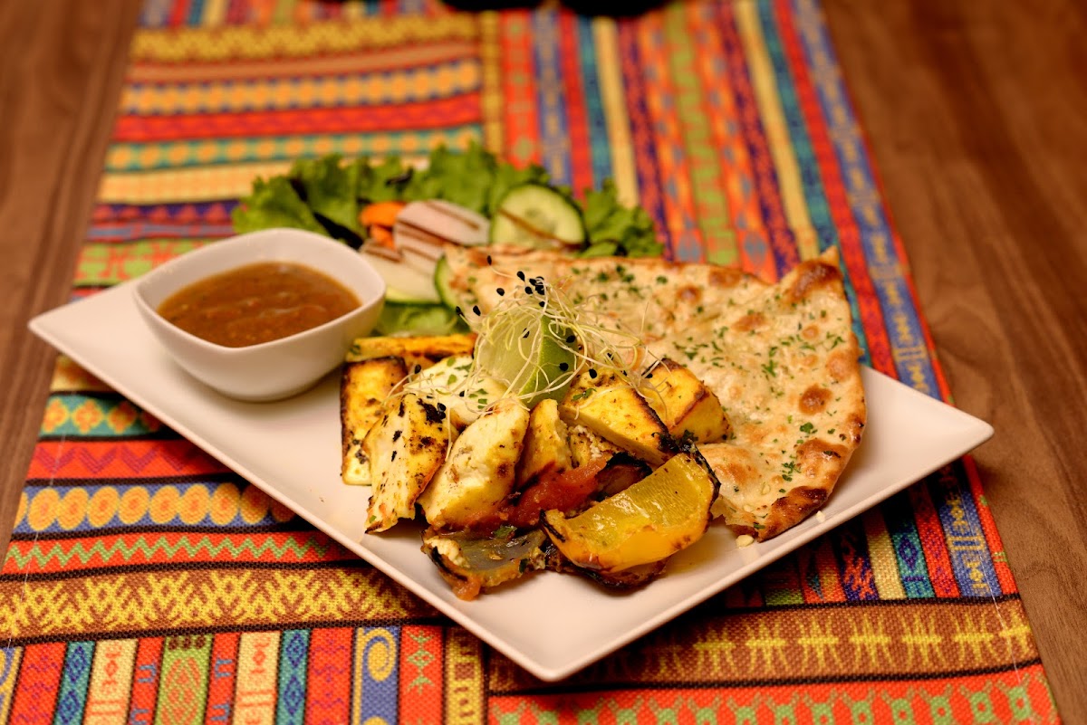 Mažoji Himalaja Momo & Tandoori , Vilnius - Photo 3