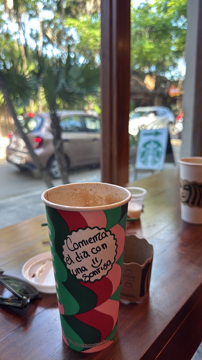 Starbucks Ahau Tulum - Photo 5