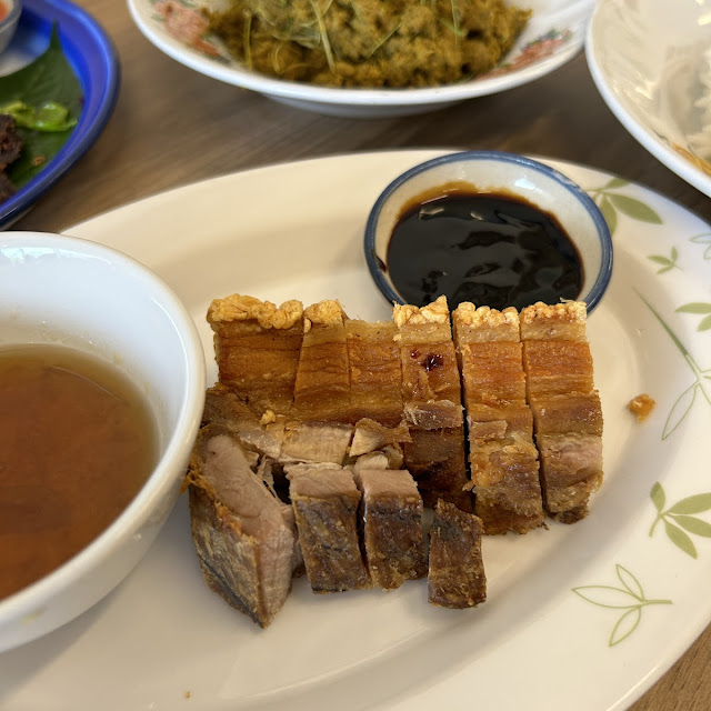 Kana Moo Grob