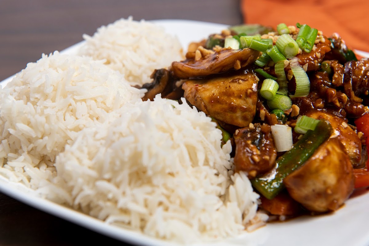 Aung Family Restaurant - Photo 4
