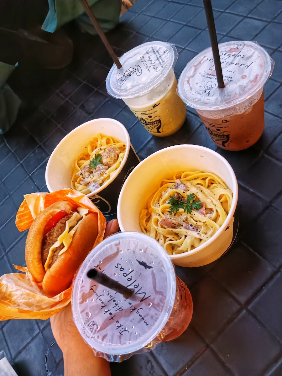 Ada Apa Dengan Kopi (AADK) Malang - Coffee & Eatery - Photo 4