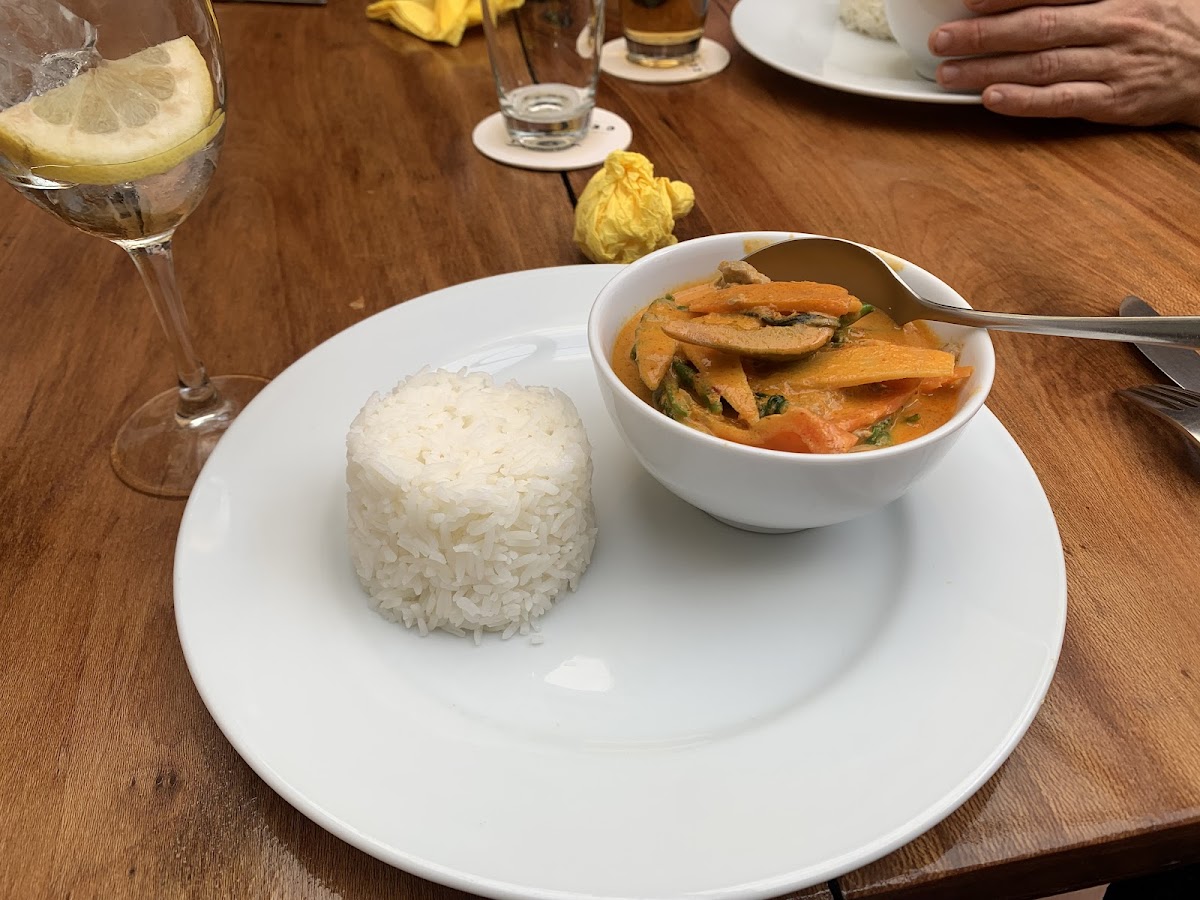 Chiang Mai Thai Restaurant - Photo 9