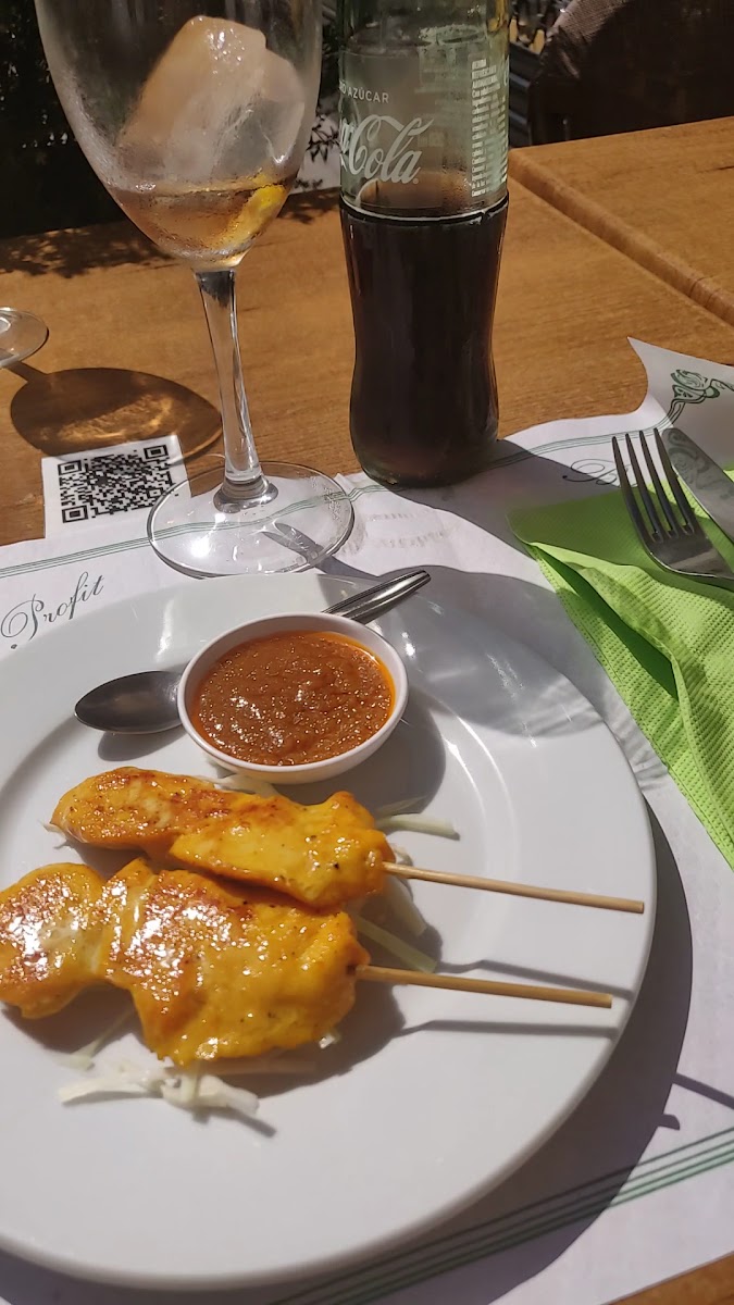 Chiang Mai Thai Restaurant - Photo 1