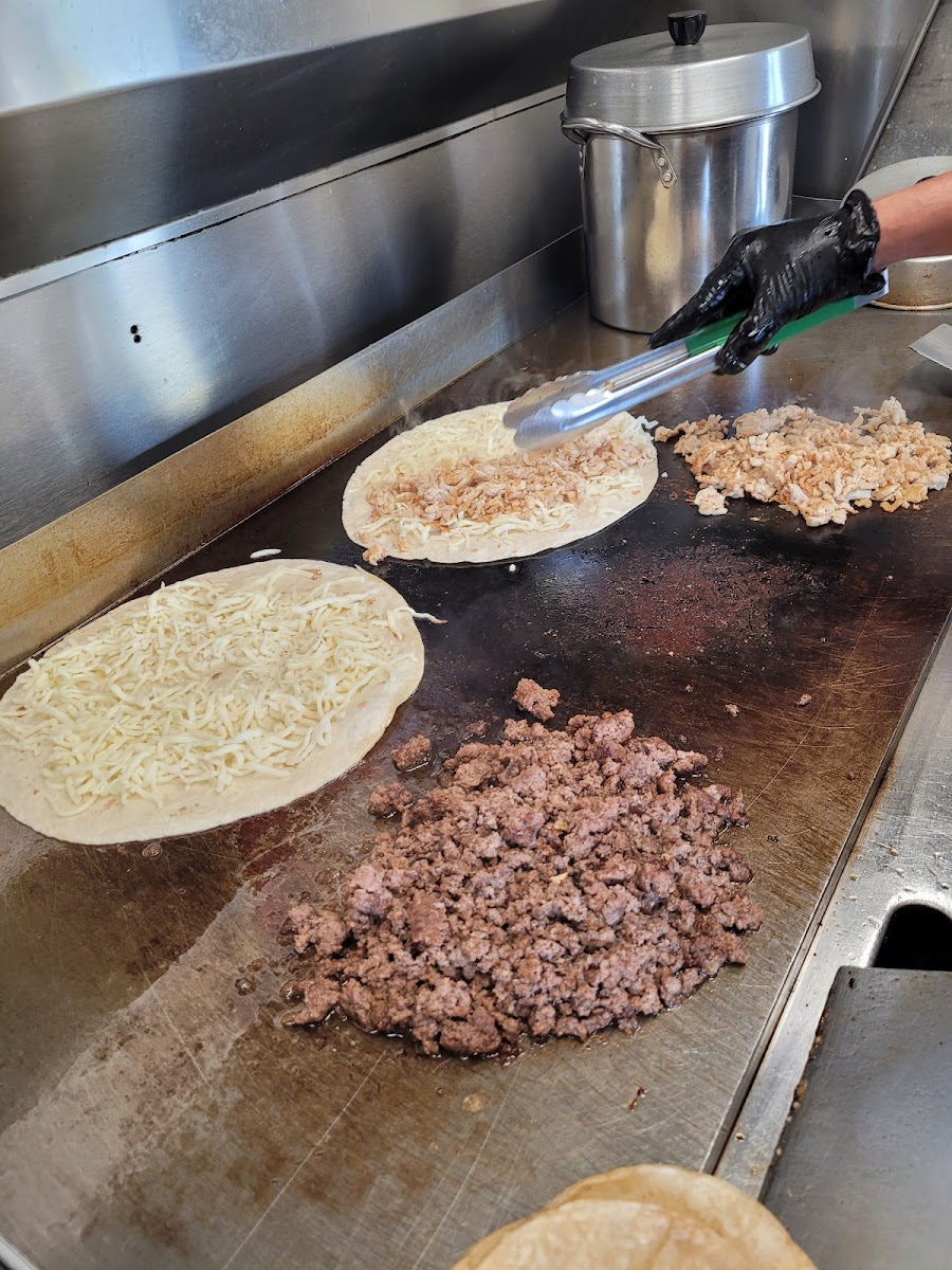 B. Valencias Tacos - Photo 9