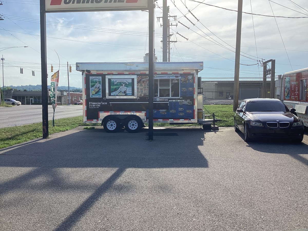 B. Valencias Tacos - Photo 2