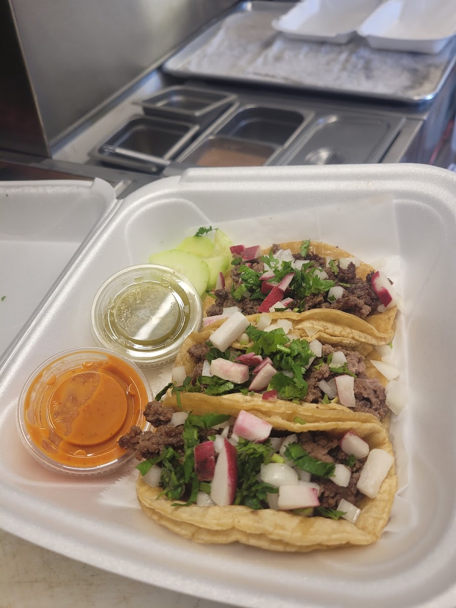 B. Valencias Tacos - Photo 6