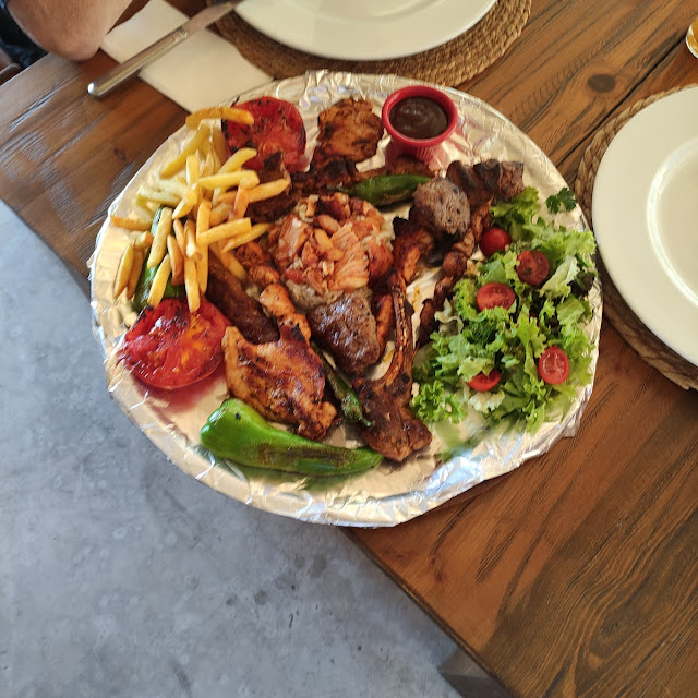 Mixs Grill at Celebrity Yummy Yummy