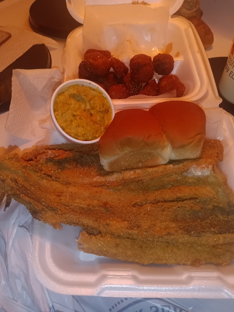 Dixie Chicken LLC - Photo 2