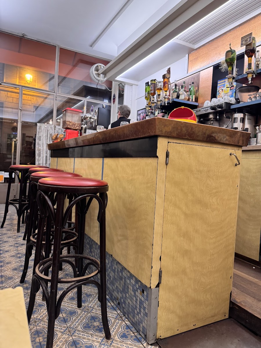 Au Petit Bar - Photo 9