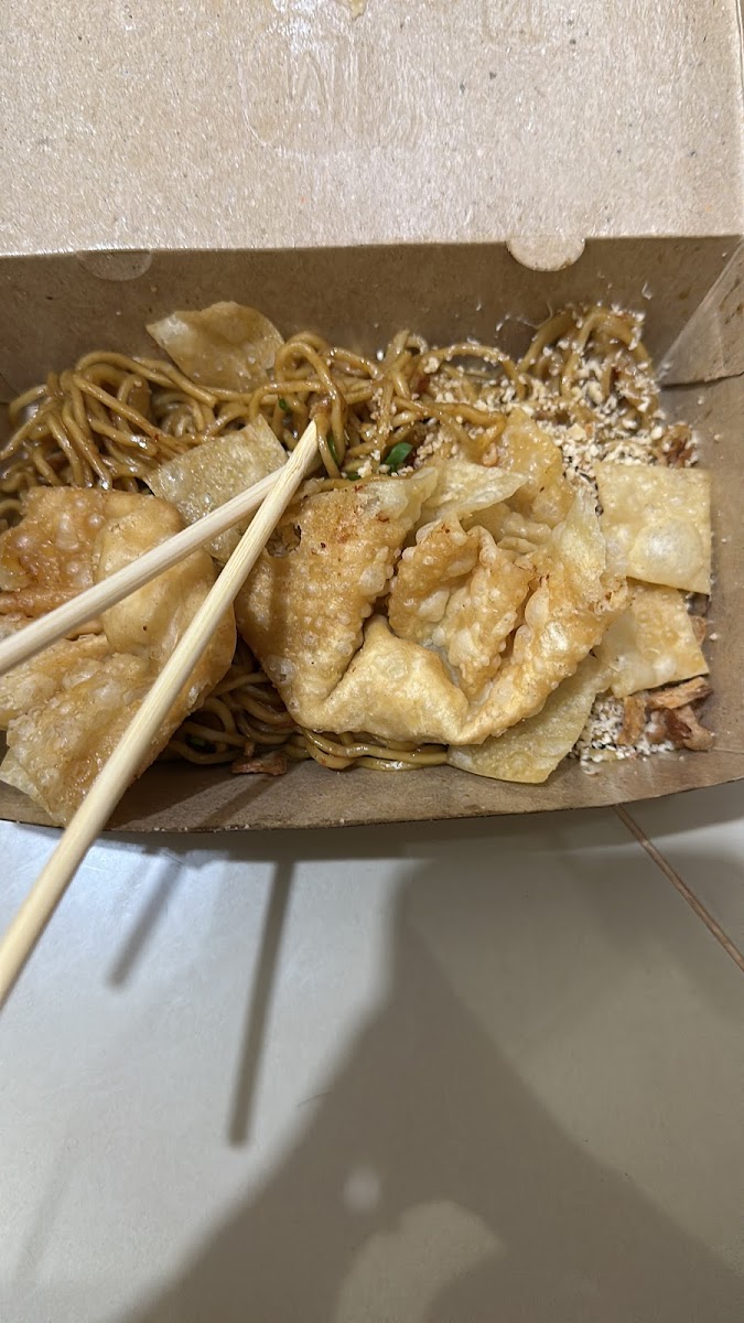 Mie Gacoan Batam (Golden City) - Photo 6