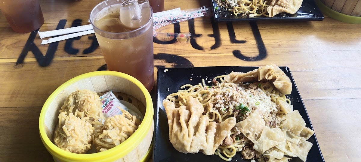 Mie Gacoan Batam (Golden City) - Photo 7