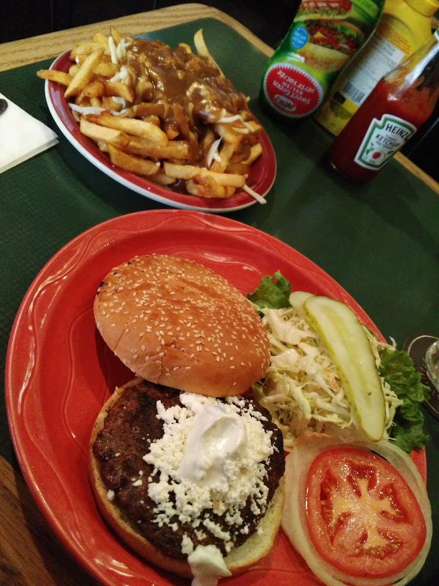 TKO'S SPORTS BAR AND RESTAURANT - Photo 7