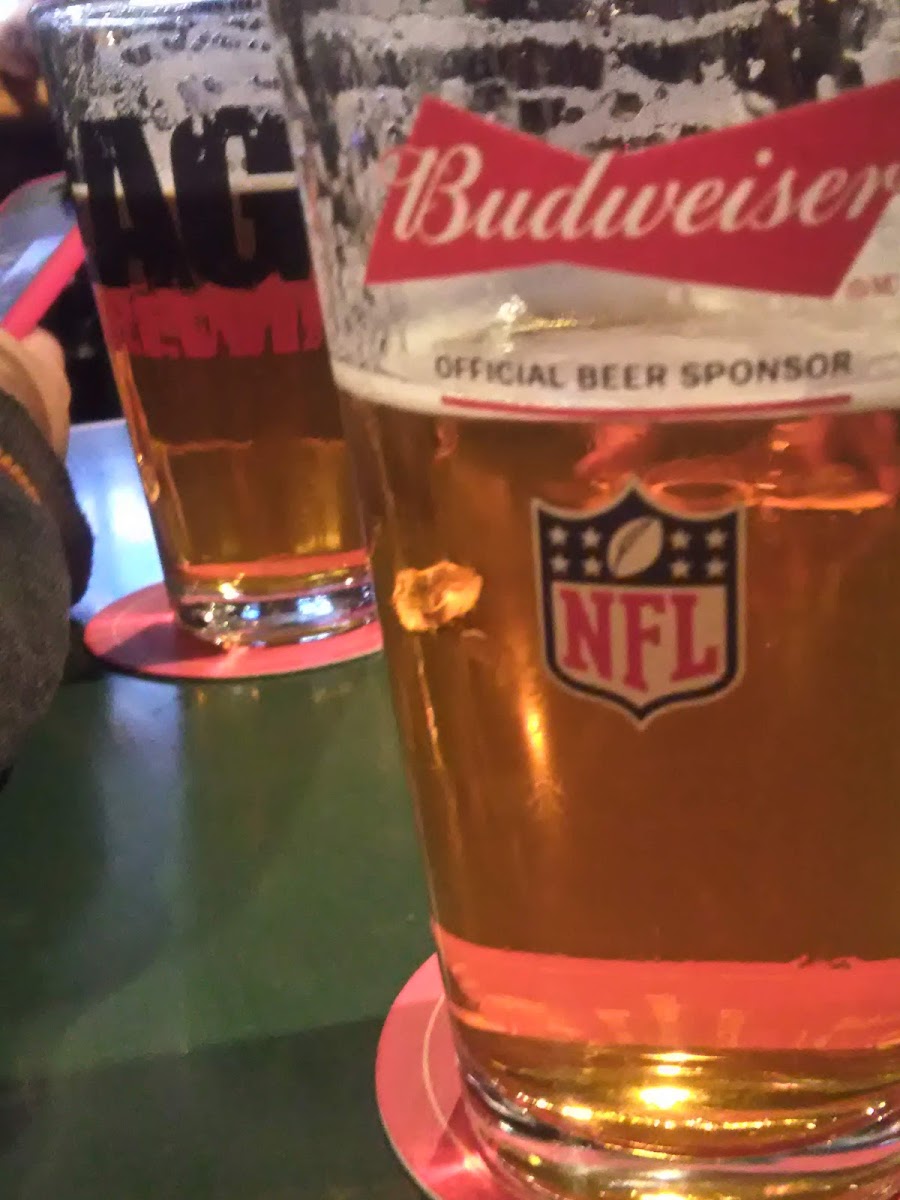 TKO'S SPORTS BAR AND RESTAURANT - Photo 8