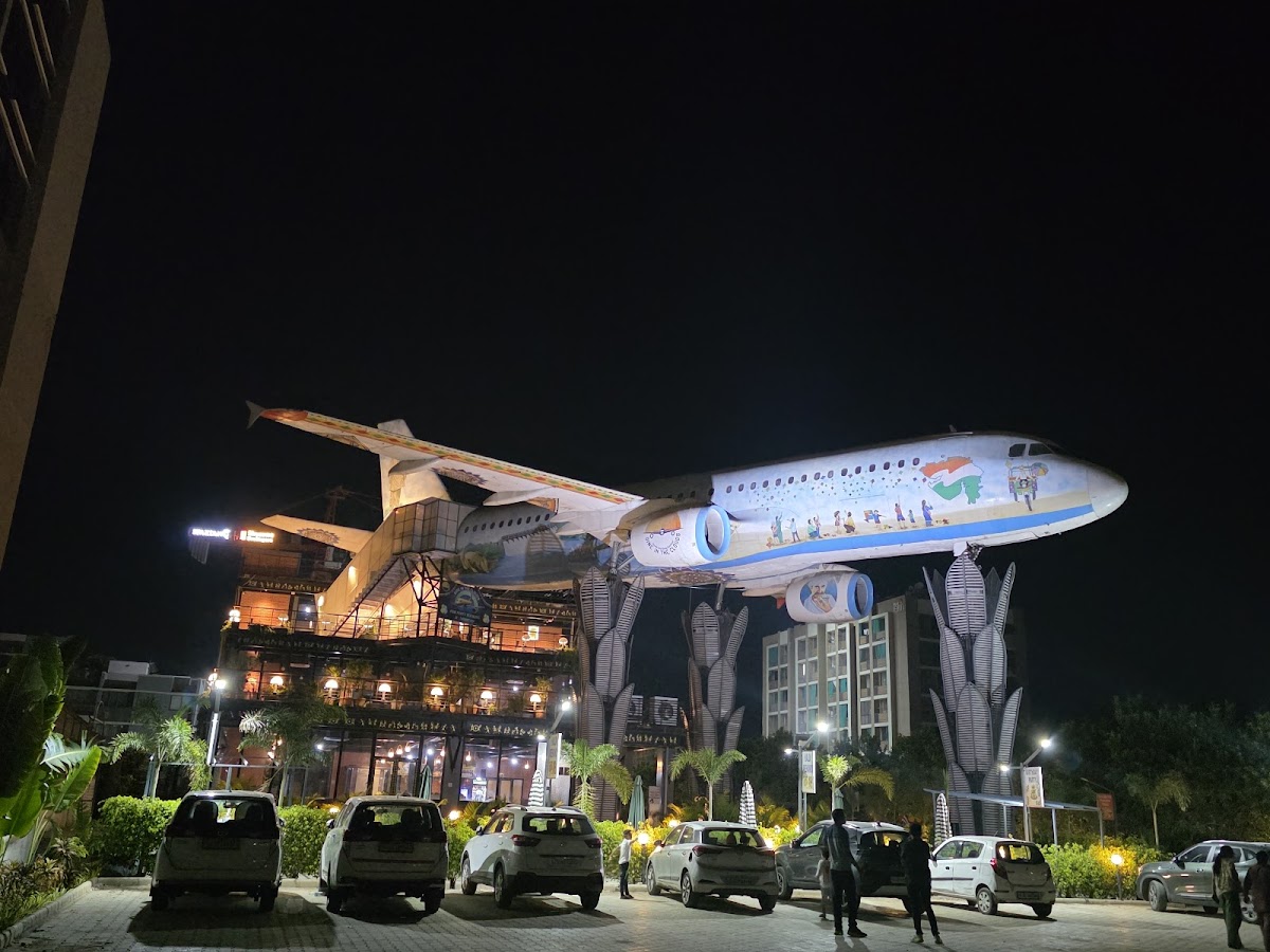 Dine In The Clouds - Ahmedabad - Photo 3