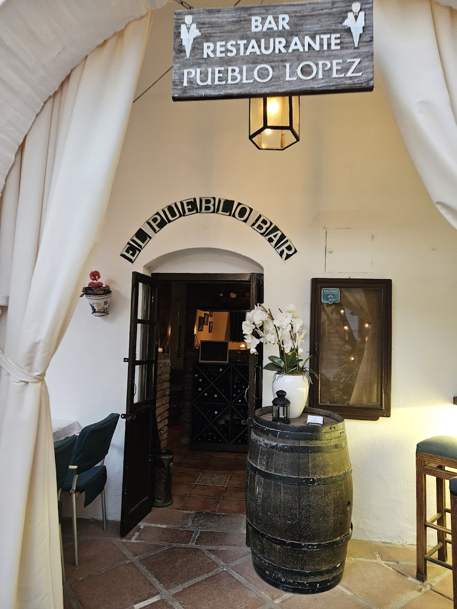 Restaurante Pueblo Lopez