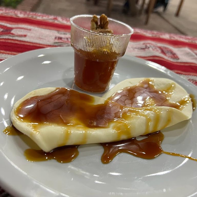 Postre Mikhuy Quesillo C Miel de Caña Chayote C Nuez Cuaresmillo Y Arandanos
