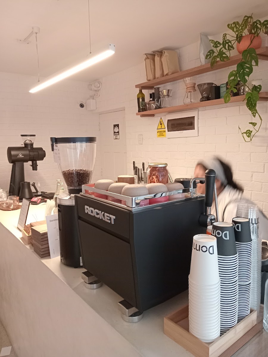 Domina - Café de Especialidad - Photo 3
