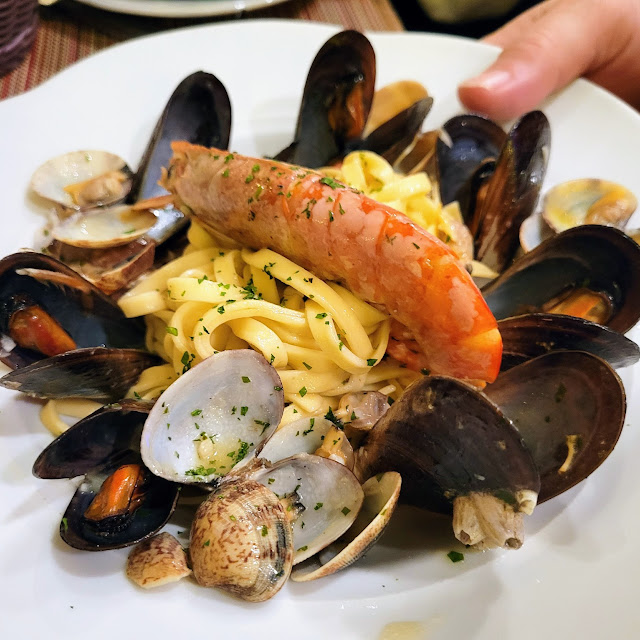 Linguine with Seafood