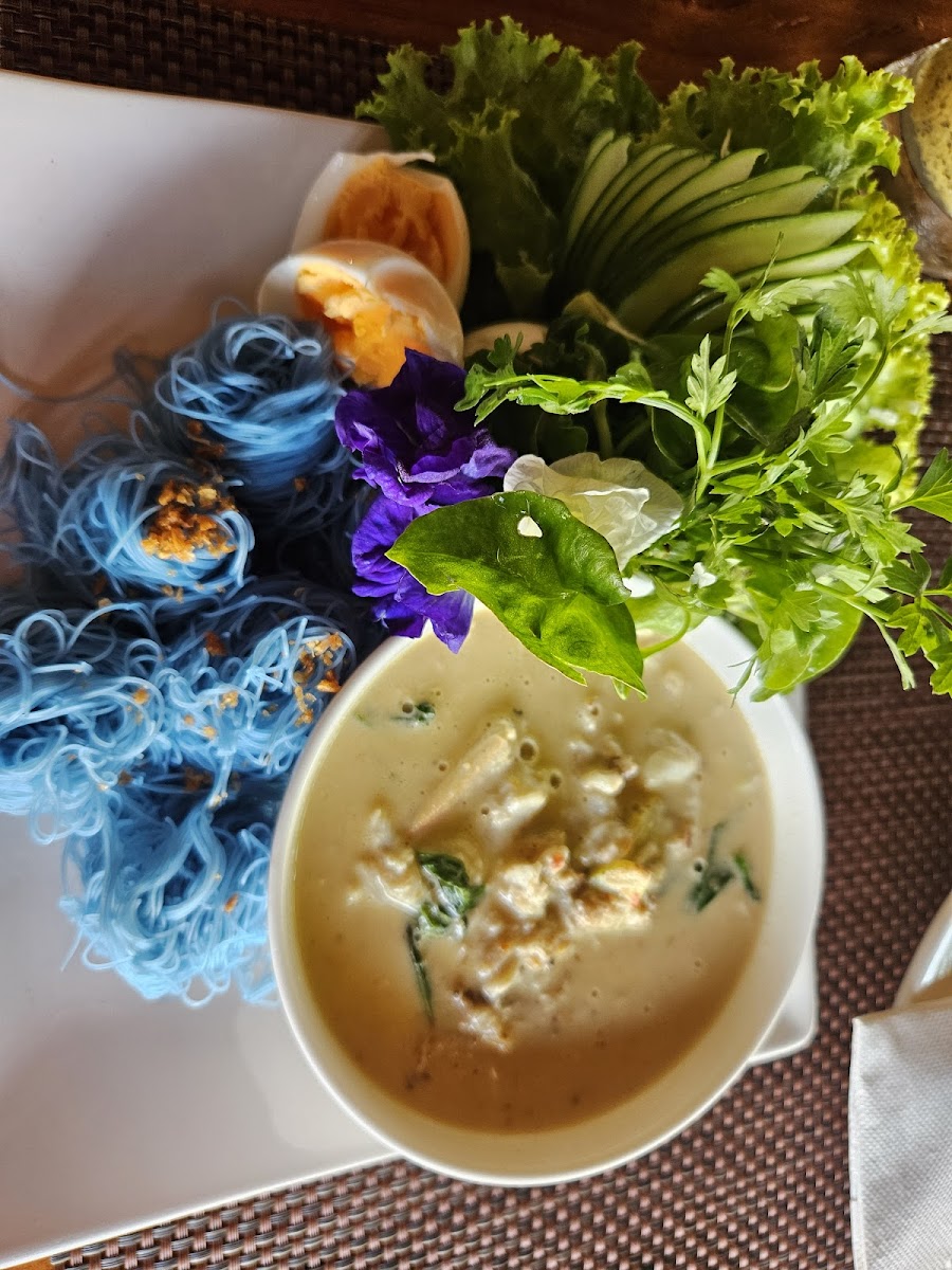 Baan Rim Nam Restaurant - Photo 9