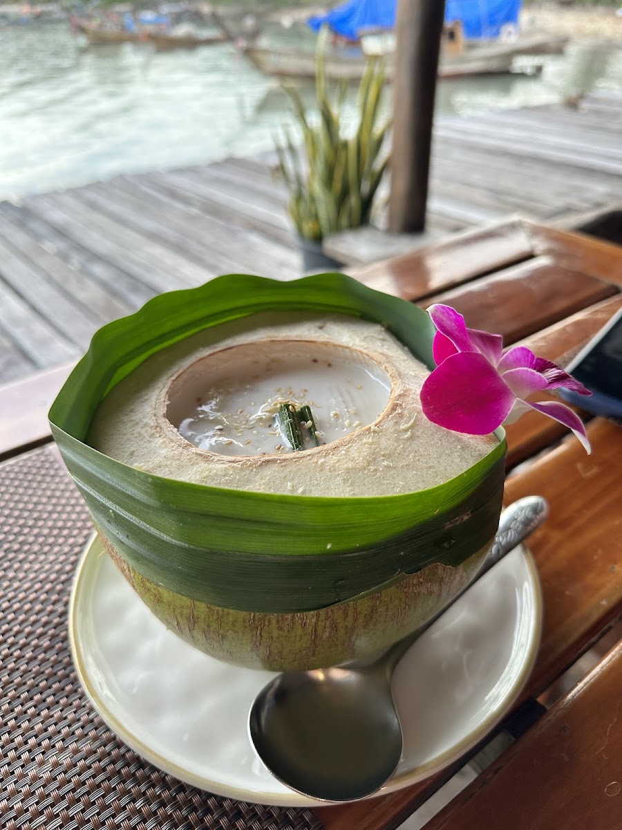 Baan Rim Nam Restaurant - Photo 5