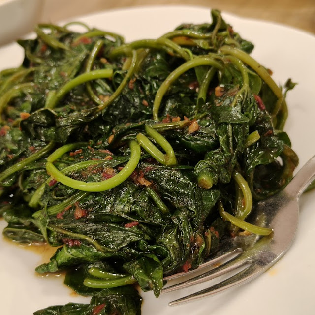 Poached Baby Spinach with Conpoy in Century & Salted Egg Stock