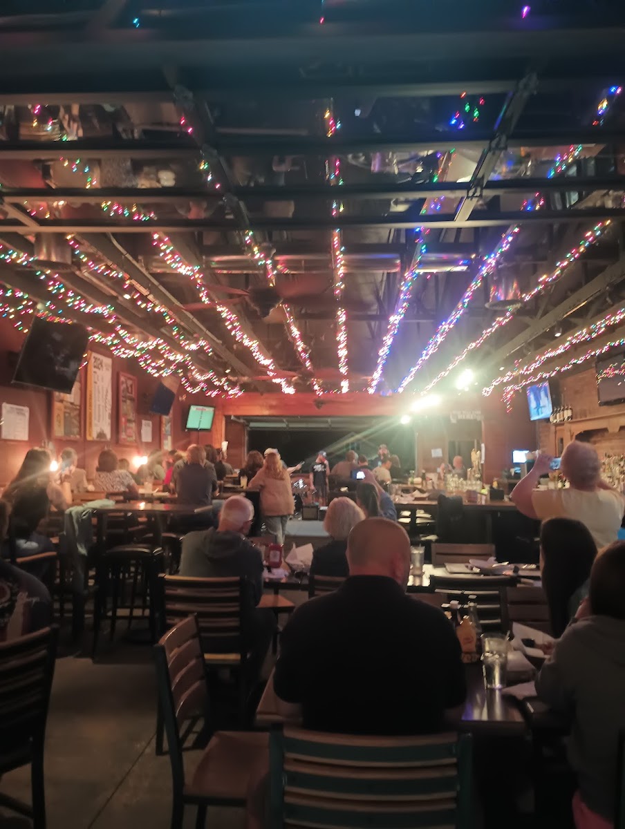 Eagle Grille & Tavern - Photo 8