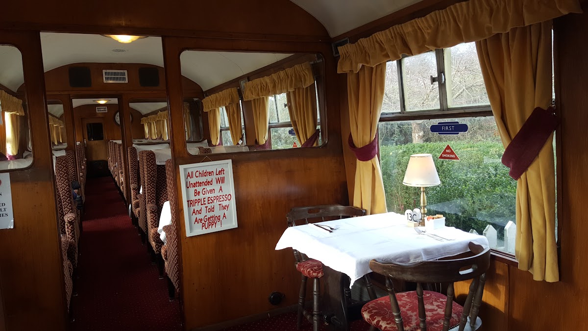 Carriages - Photo 2