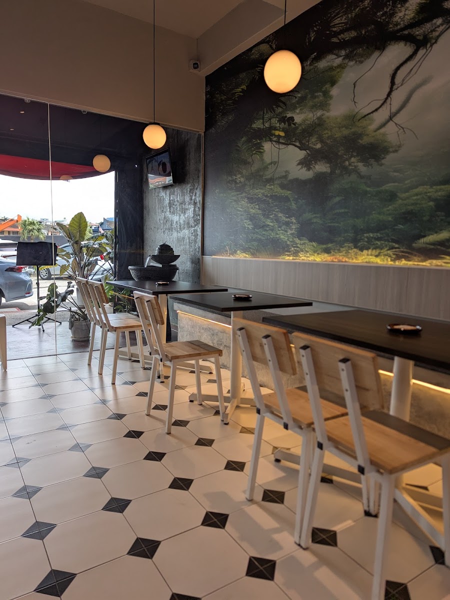 MaYa - Asian Fusion Restaurant - Photo 2