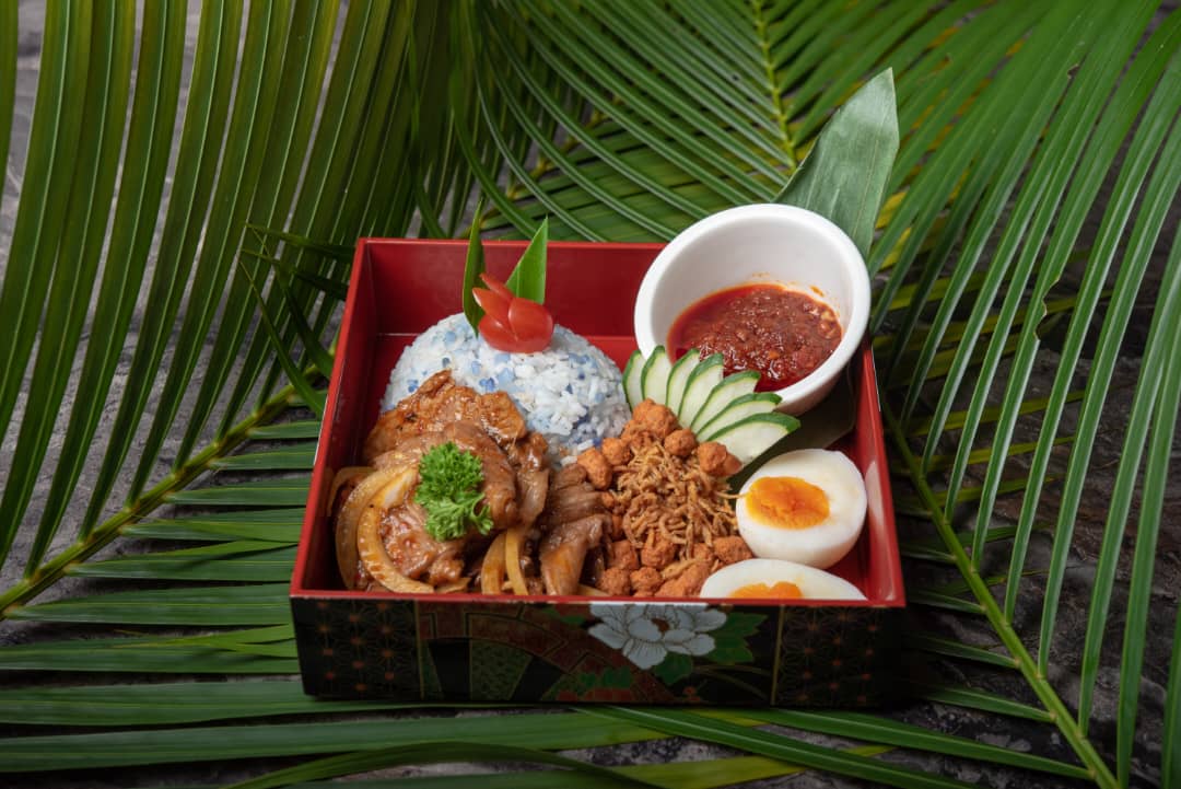 MaYa - Asian Fusion Restaurant - Photo 3