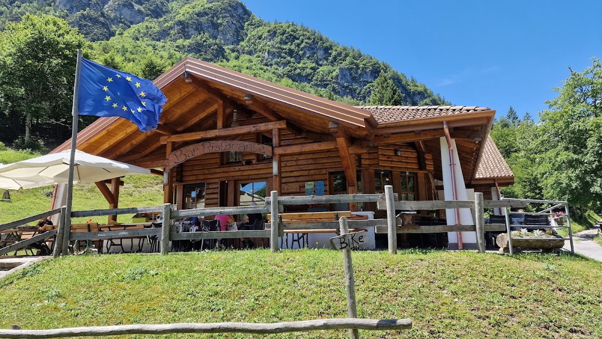 Rifugio Passo del Durone - Photo 3