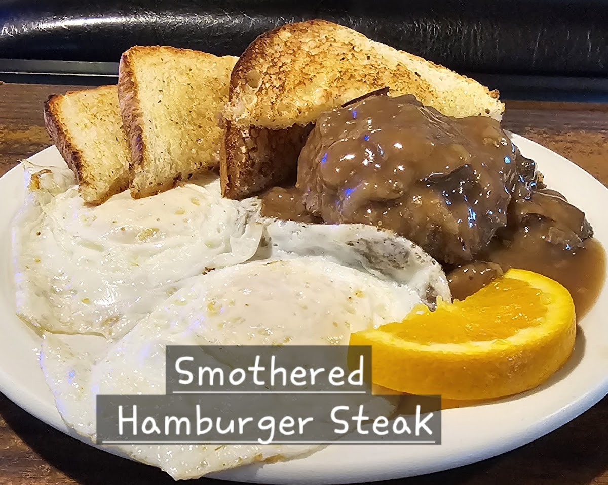 Covered Wagon Restaurant & Bar - Photo 9