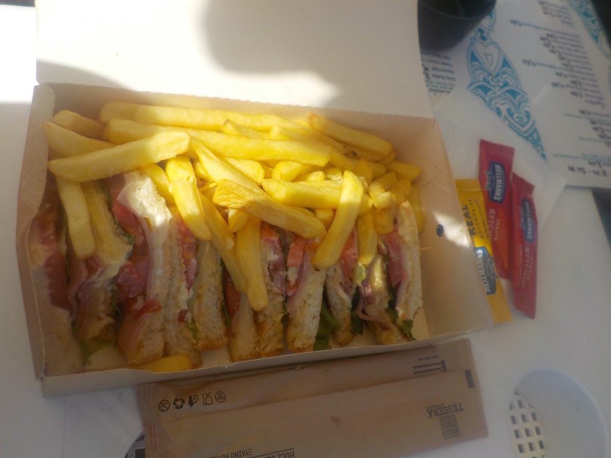 SAILOR NICK SNACK BAR - Photo 6