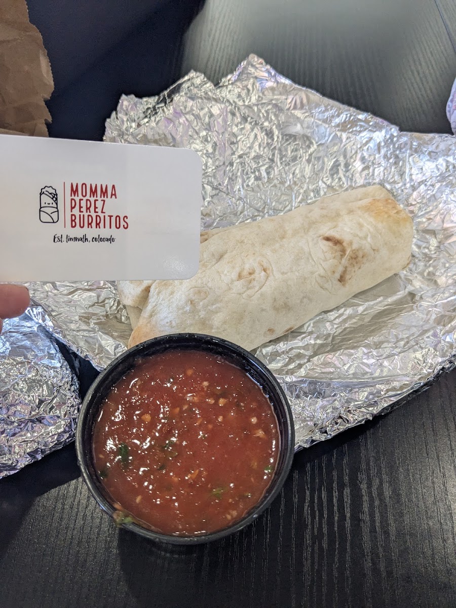 Momma Perez Burritos - Photo 6