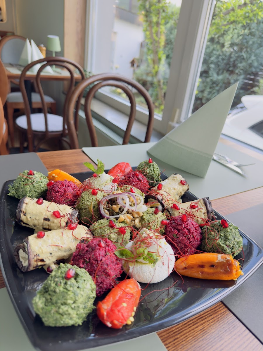 Tiflisi Georgisches Restaurant - Photo 1