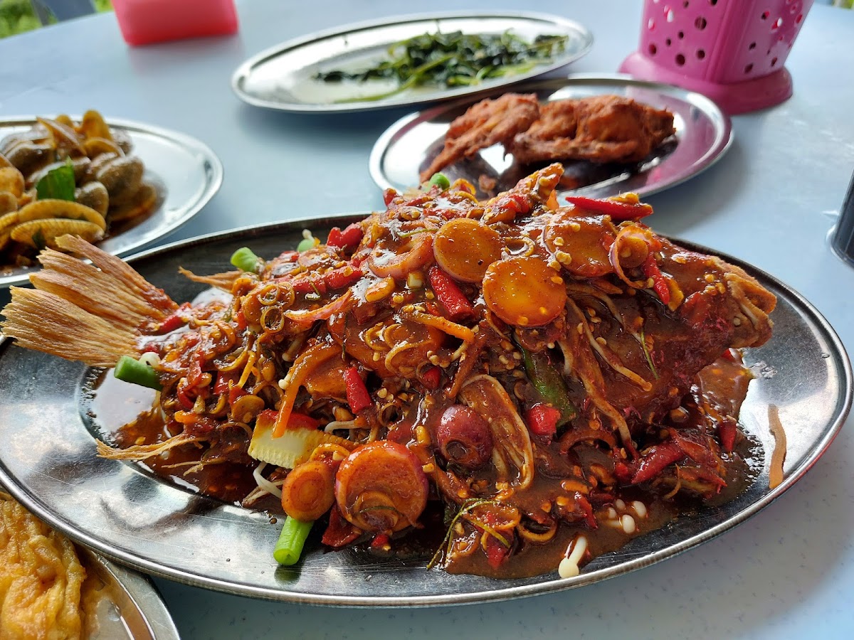 Restaurant Ikan Bakar Yap Broga Semenyih - Photo 5