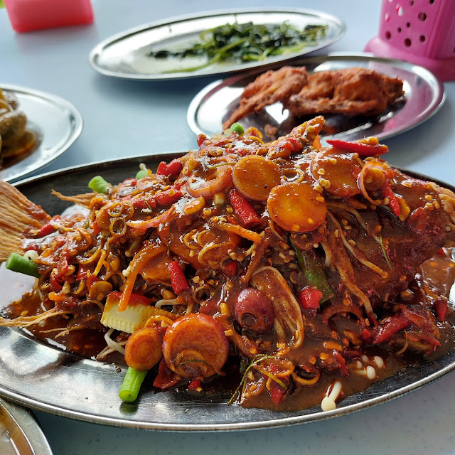 酸辣炸鱼 Sour Spicy Sauce Fried Fish