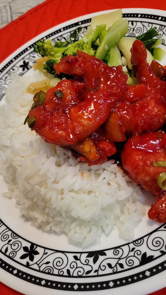 Sea Town Chinese Restaurant - Photo 4