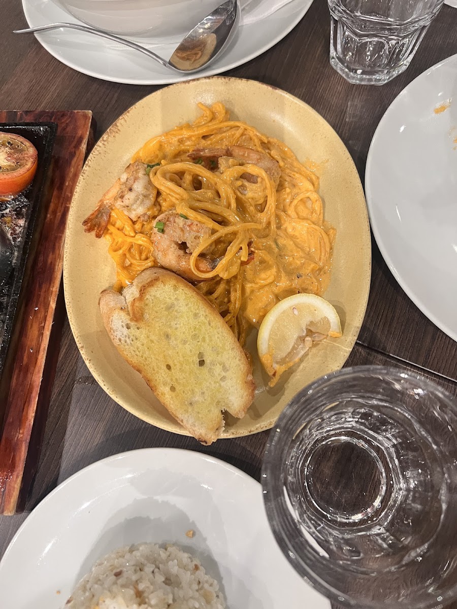 LOLA Cafe - Mabini - Photo 8