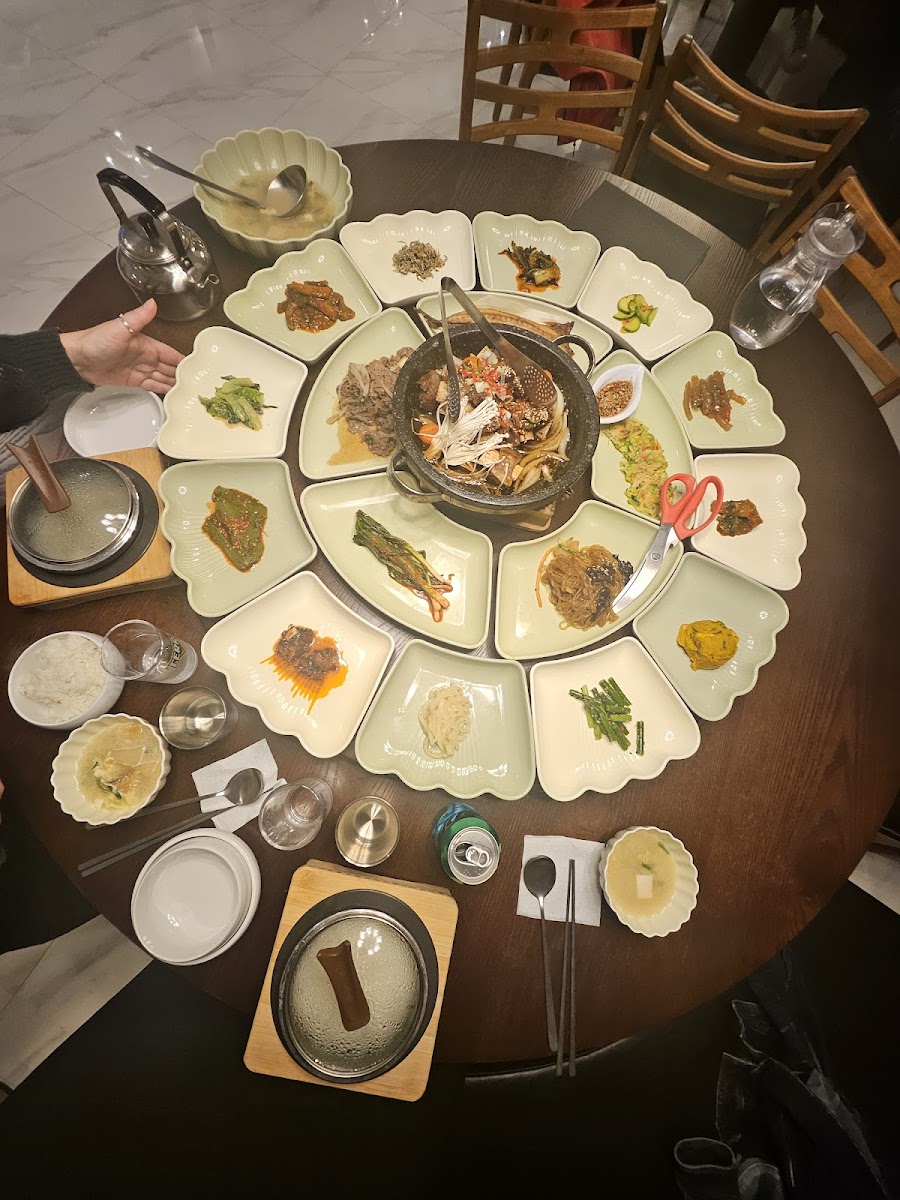 CHAEUM KOREAN TRADITIONAL RESTAURANT - Photo 9