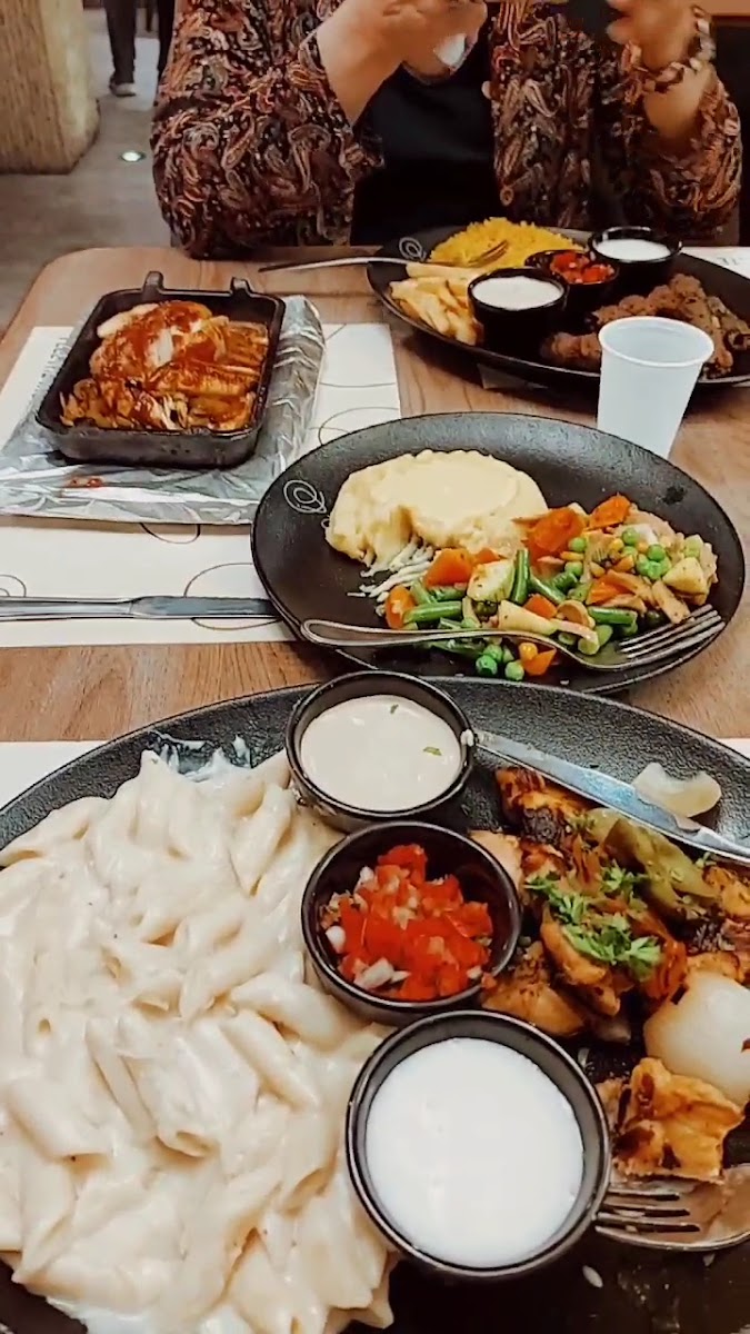 Oliver restaurant & cafe - Photo 1