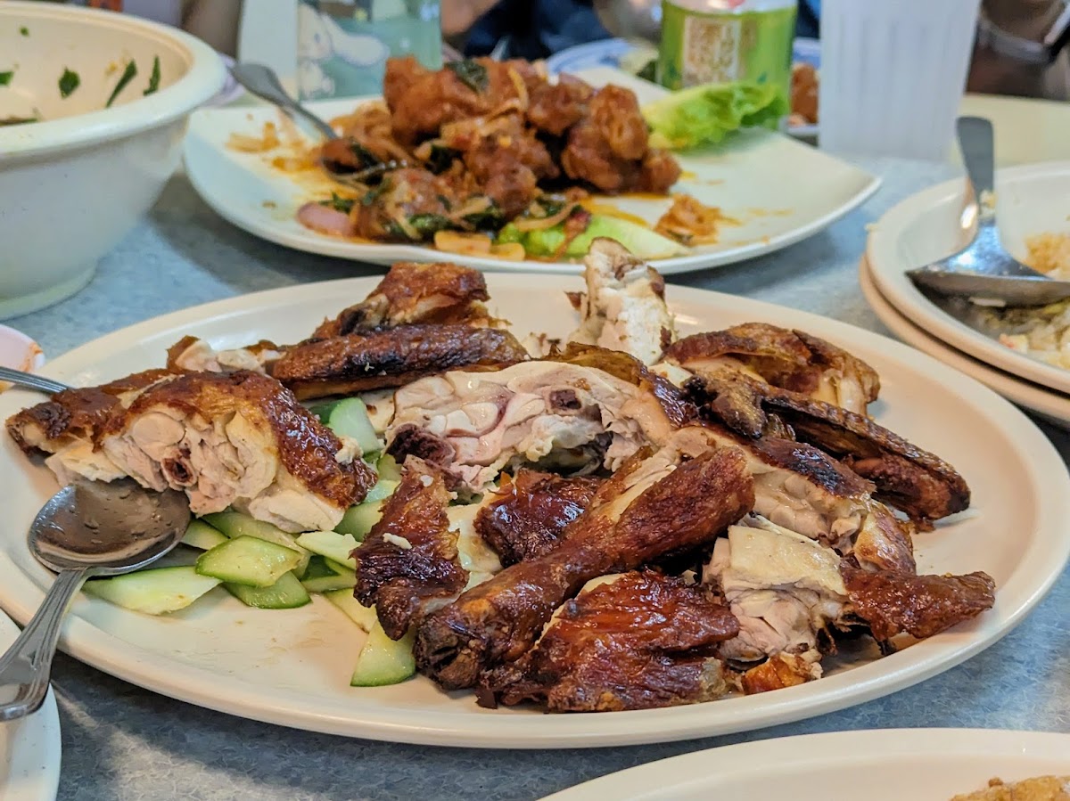 Kah Heng Seafood Restaurant - Photo 7
